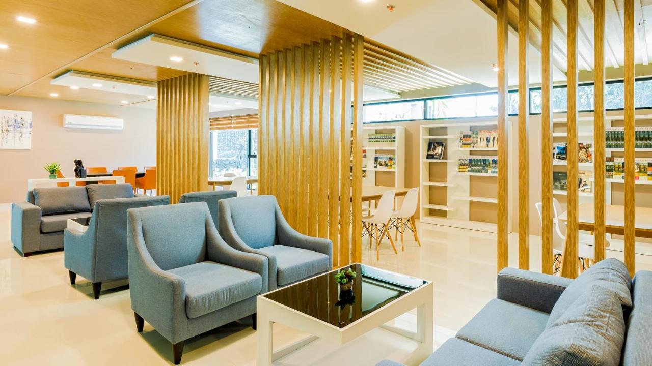 The Star Hill Condo Luxury Suites Чиангмай Екстериор снимка