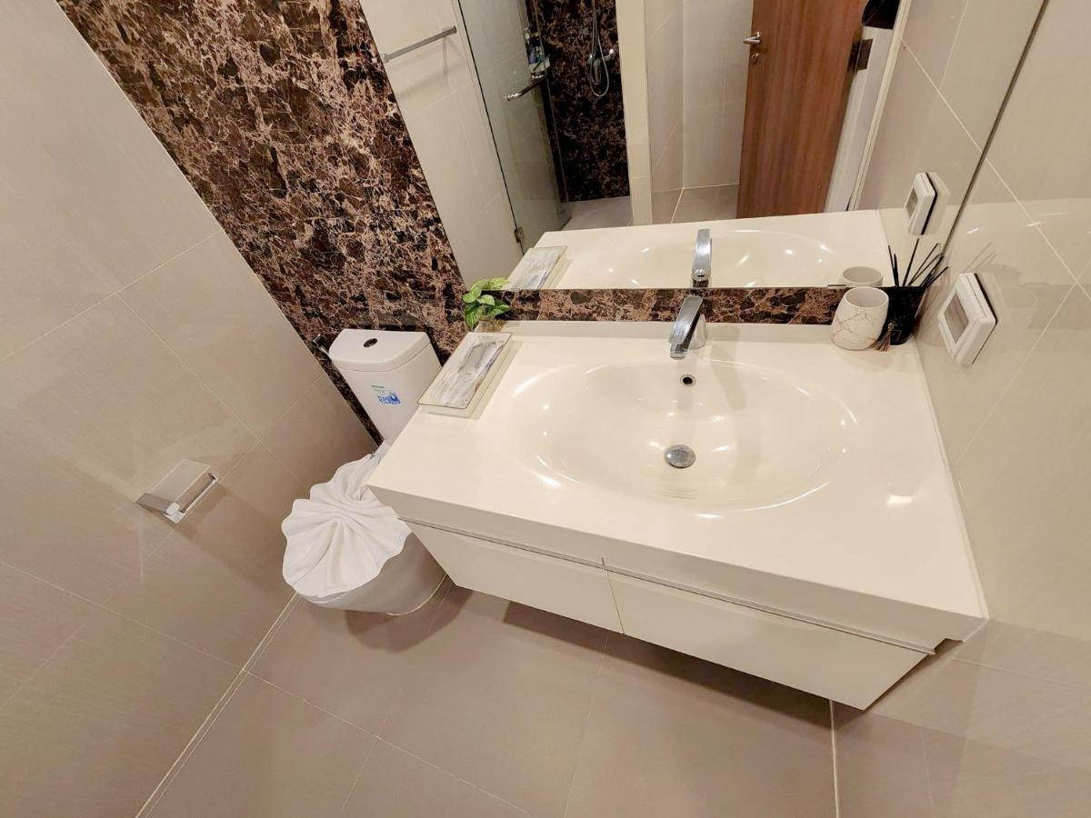 The Star Hill Condo Luxury Suites Чиангмай Екстериор снимка