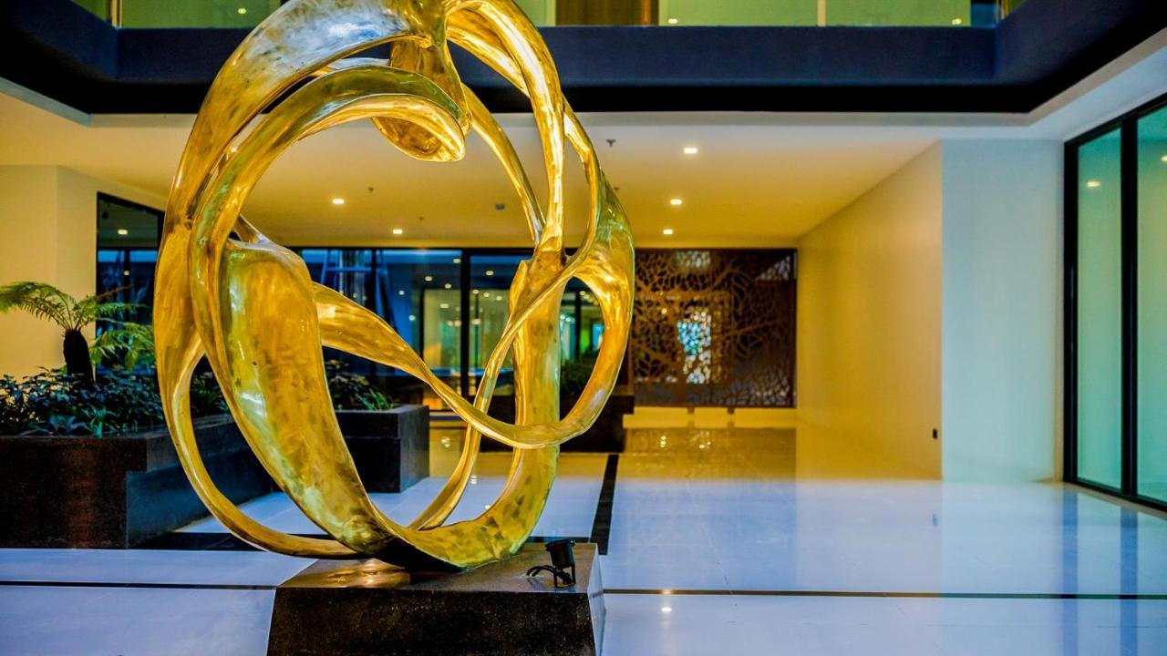 The Star Hill Condo Luxury Suites Чиангмай Екстериор снимка